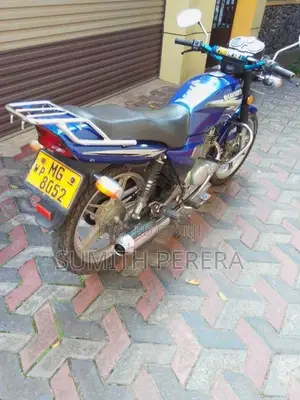 Suzuki GS125 2009 Motorbike (Used)