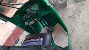 Bajaj 2 Stroke 2005 Three Wheel (Used)