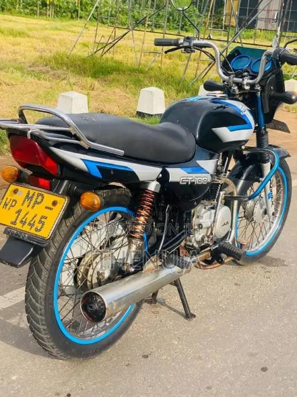 Bajaj CT-100 2006 Motorbike (Used)