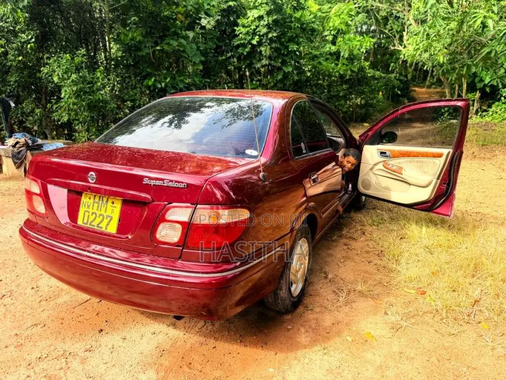 Nissan N16 Sunny Super Saloon 2001 Car (Used)