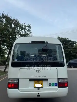 Toyota Coaster 2011 Bus (Used)