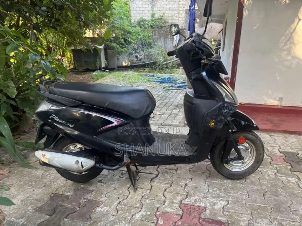 Hero Pleasure 2014 Motorbike (Used)