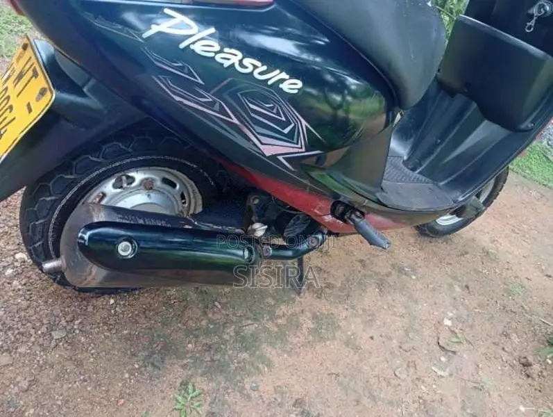 Hero Pleasure 2011 Motorbike (Used)