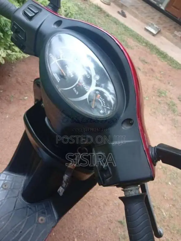 Hero Pleasure 2011 Motorbike (Used)
