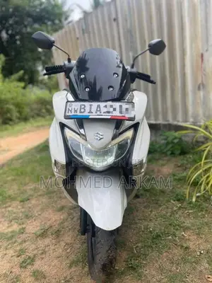 Suzuki BURGMAN 2019 Motorbike (Used)