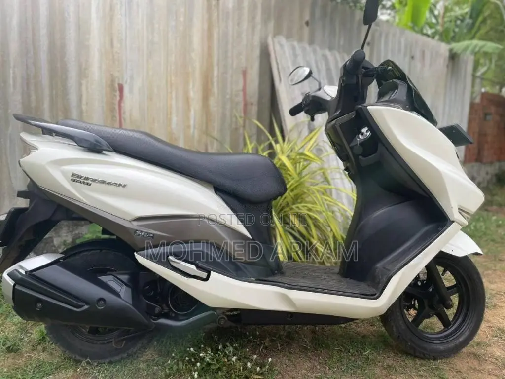 Suzuki BURGMAN 2019 Motorbike (Used)