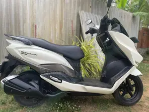 Suzuki BURGMAN 2019 Motorbike (Used)