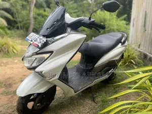 Suzuki BURGMAN 2019 Motorbike (Used)