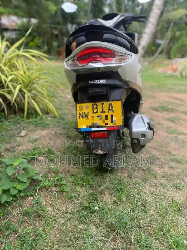 Suzuki BURGMAN 2019 Motorbike (Used)