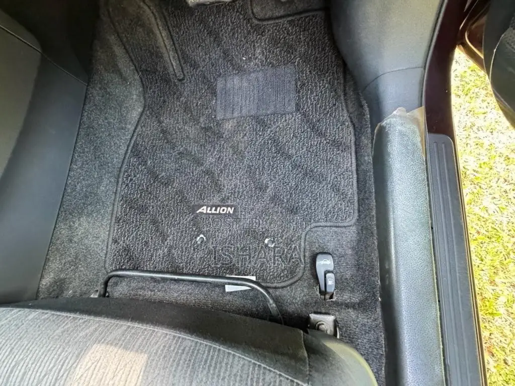Toyota Allion 2011 Car (Used)
