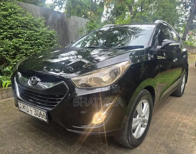 Hyundai Tucson Sorento 2012 SUV (Used)