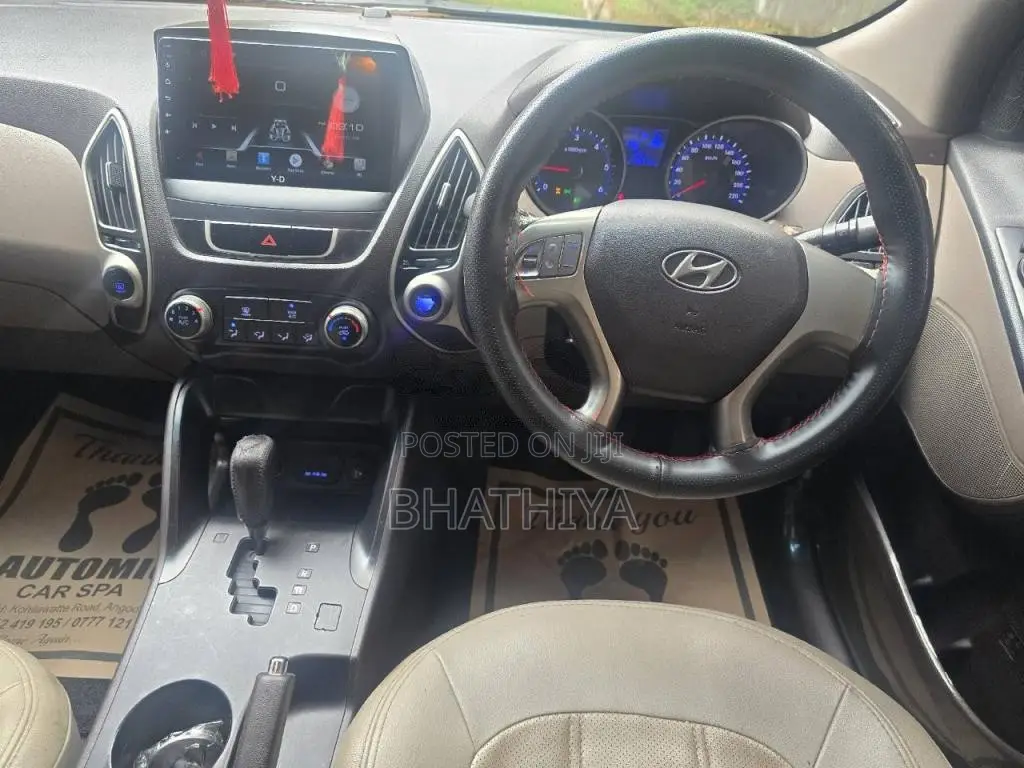 Hyundai Tucson Sorento 2012 SUV (Used)