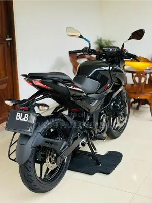 Bajaj Pulsar N160 2026 Motorbike (Used)