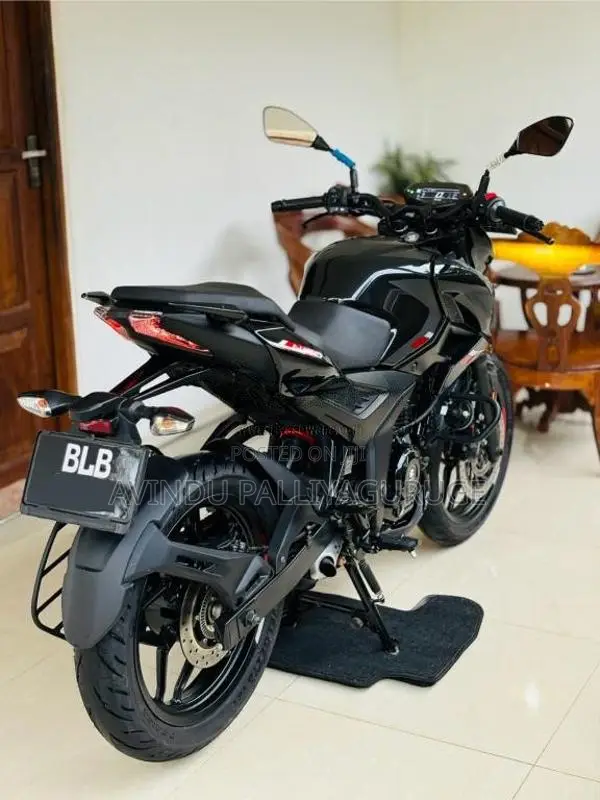 Bajaj Pulsar N160 2026 Motorbike (Used)