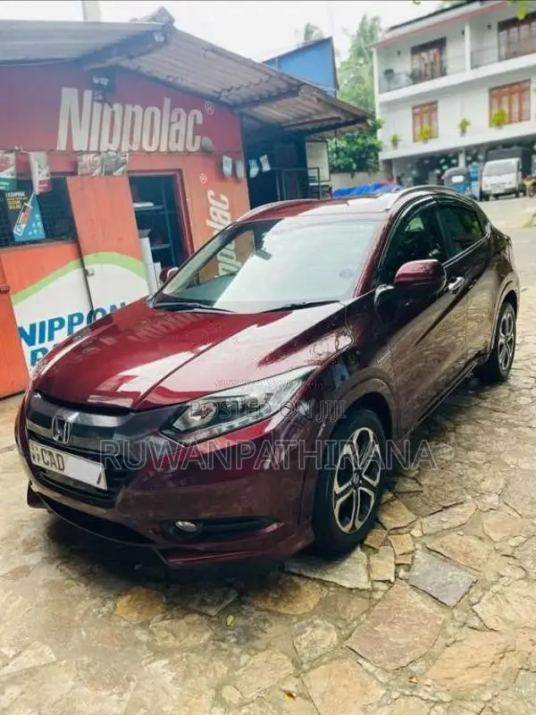 Honda Vezel 2014 SUV (Used)