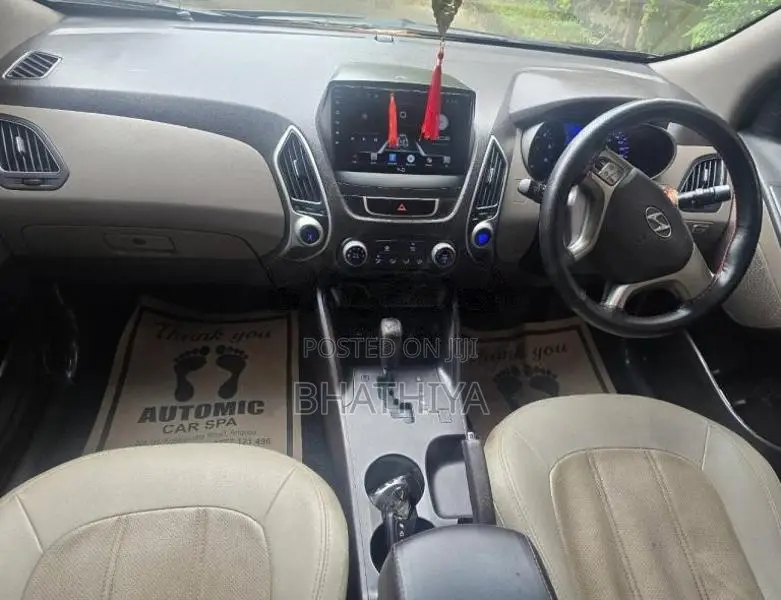 Hyundai Tucson Sorento 2012 SUV (Used)