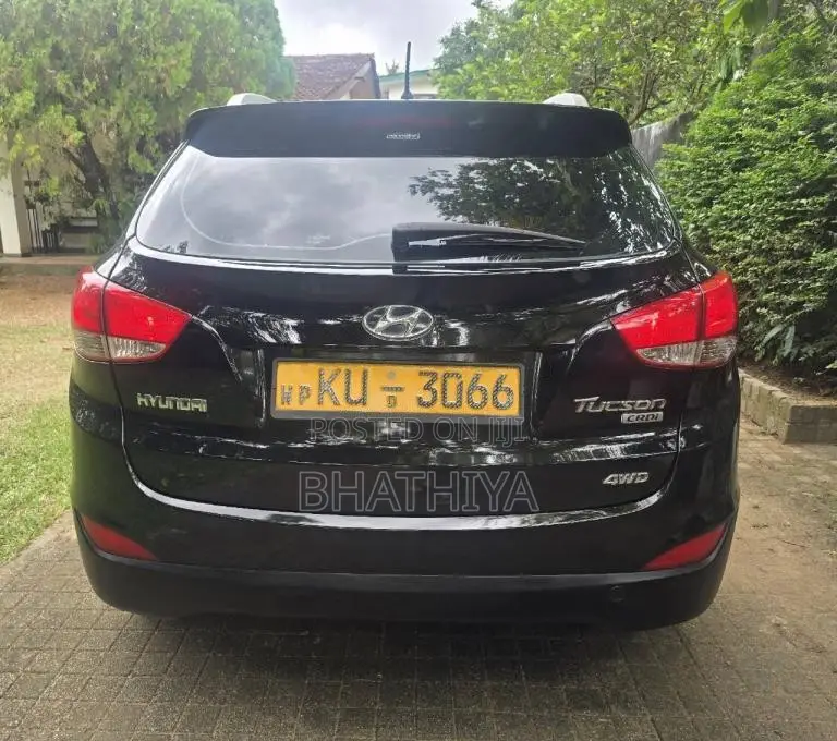 Hyundai Tucson Sorento 2012 SUV (Used)