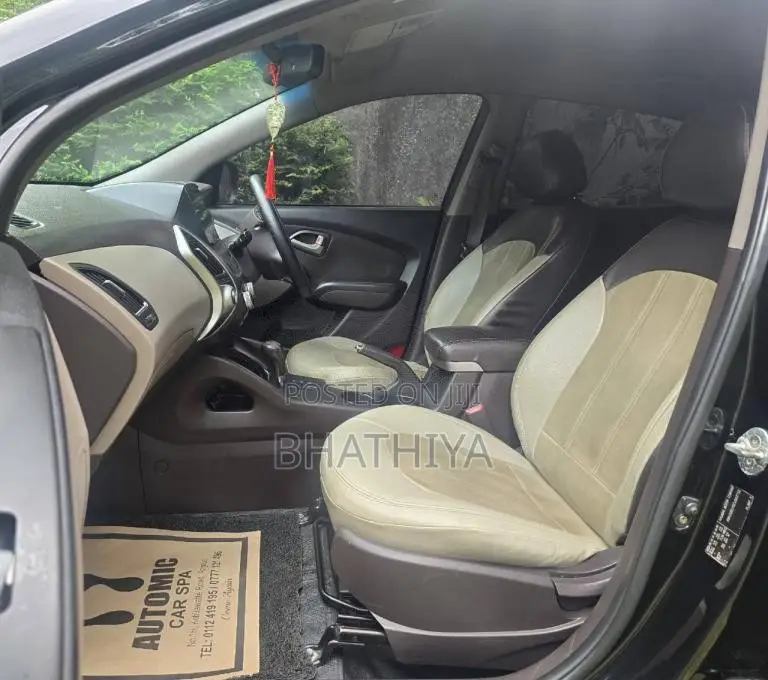 Hyundai Tucson Sorento 2012 SUV (Used)