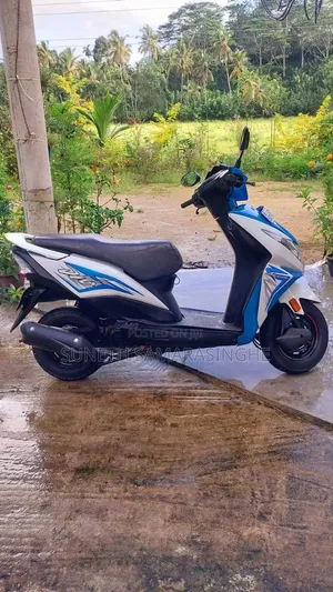 Honda Dio 2018 Blue