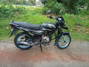 Bajaj Platina 100 2017