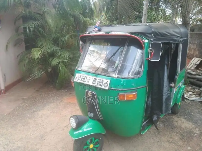 Bajaj RE 2006