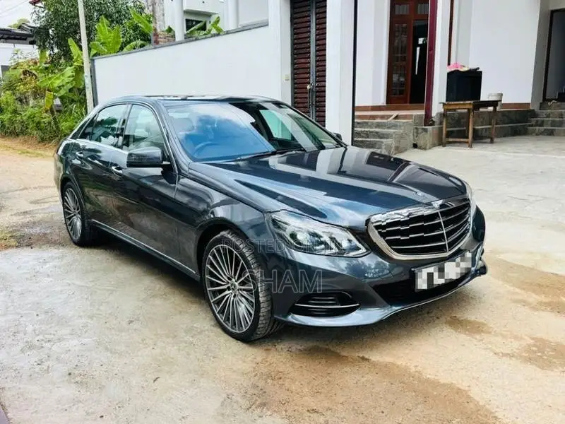 Mercedes Benz E300 2015