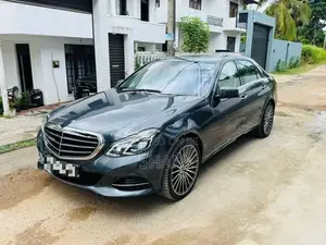 Mercedes Benz E300 2015