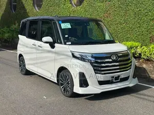 Toyota Roomy Custom GT 360 2025