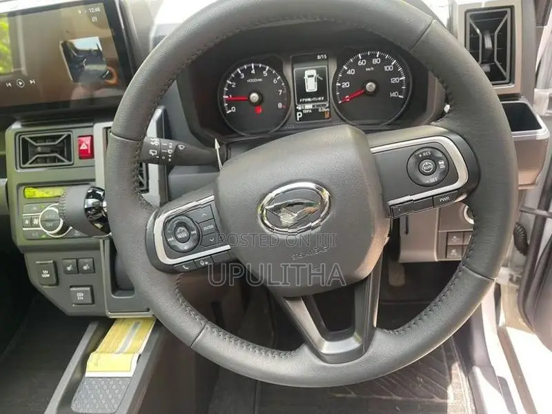 Daihatsu Taft Dark Chrome Venture 2025