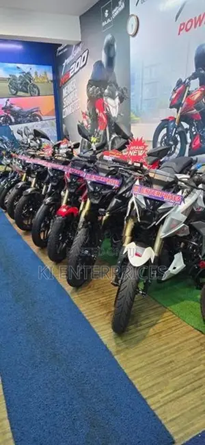Bajaj Pulsar N160 Premium 2026