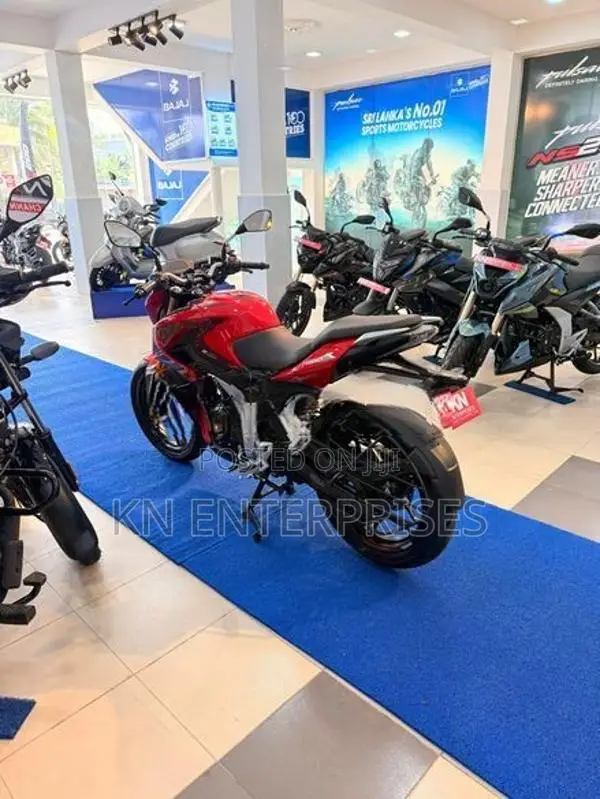Bajaj Pulsar N160 Premium 2026