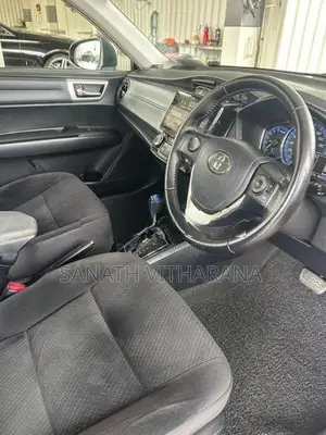 Toyota Axio 2016
