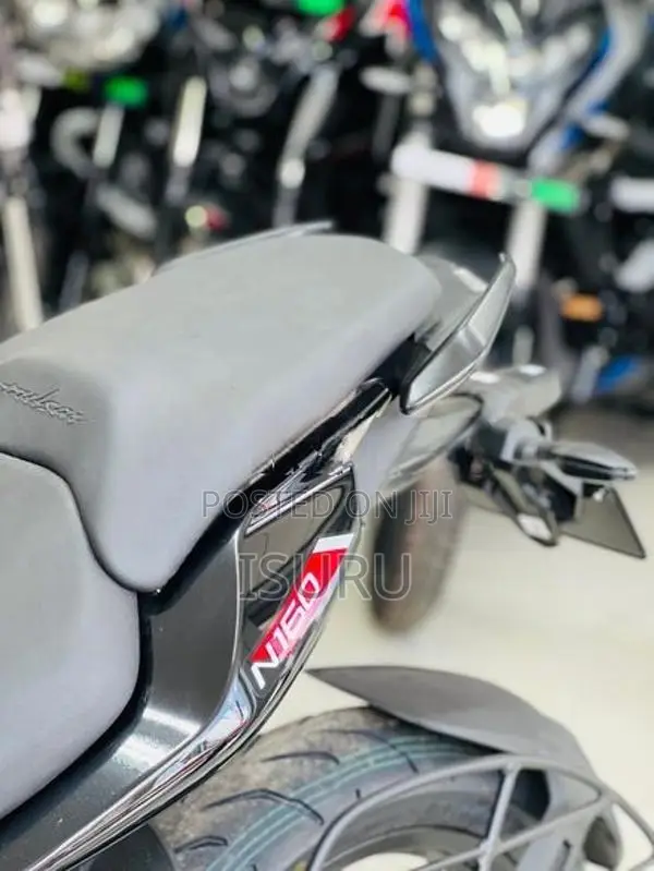 Bajaj Pulsar N160 Premium 2026