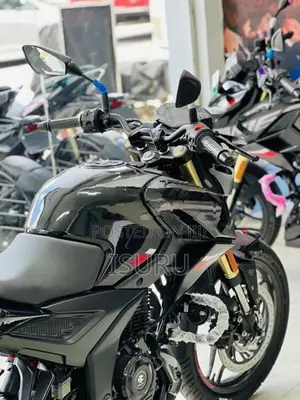 Bajaj Pulsar N160 Premium 2026