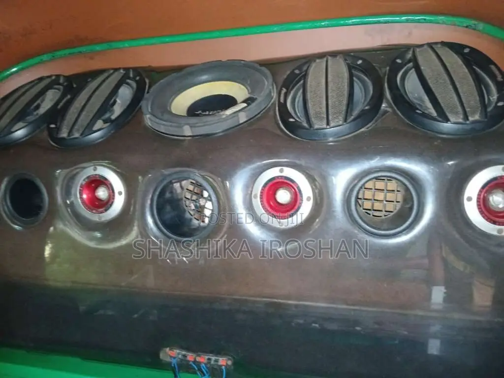 Bajaj 4 Stroke 2012 Three Wheel (Used)