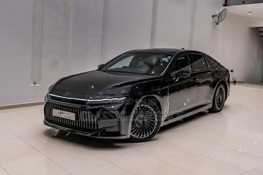 Toyota Crown 2024