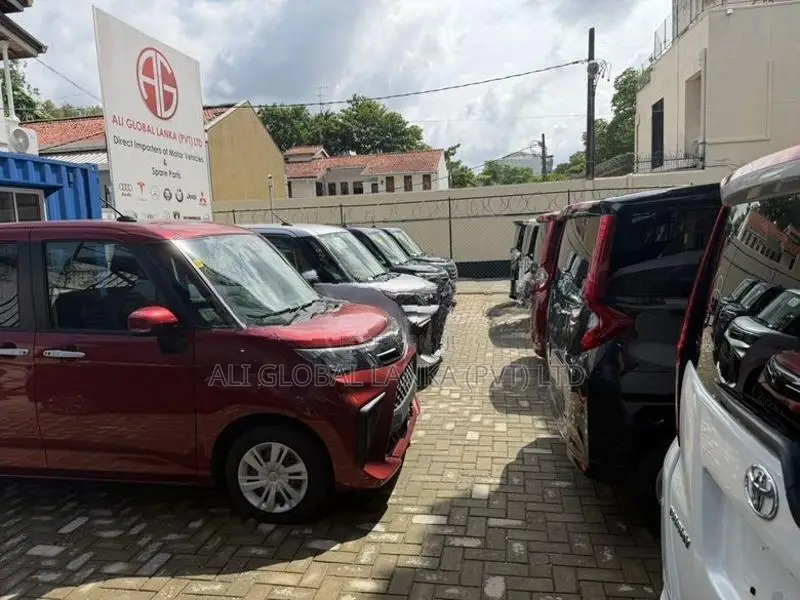 Toyota Roomy G Grade 2023