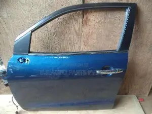 Suzuki Baleno WB42S Front Door Lift Side