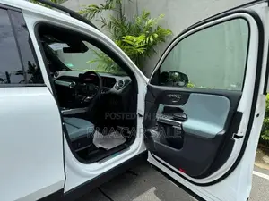 Mercedes Benz EQB 250 Plus 2024
