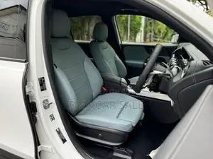 Mercedes Benz EQB 250 Plus 2024