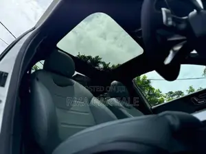 Mercedes Benz EQB 250 Plus 2024