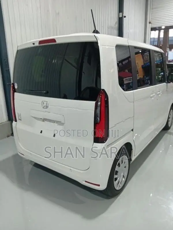Honda N-Box G 2024