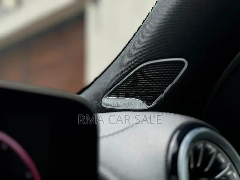Mercedes Benz EQB 250 Plus 2024