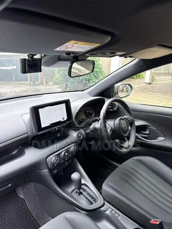 Toyota Yaris X limited 2025