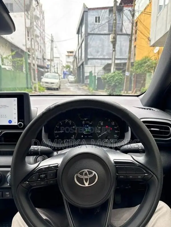 Toyota Yaris X limited 2025