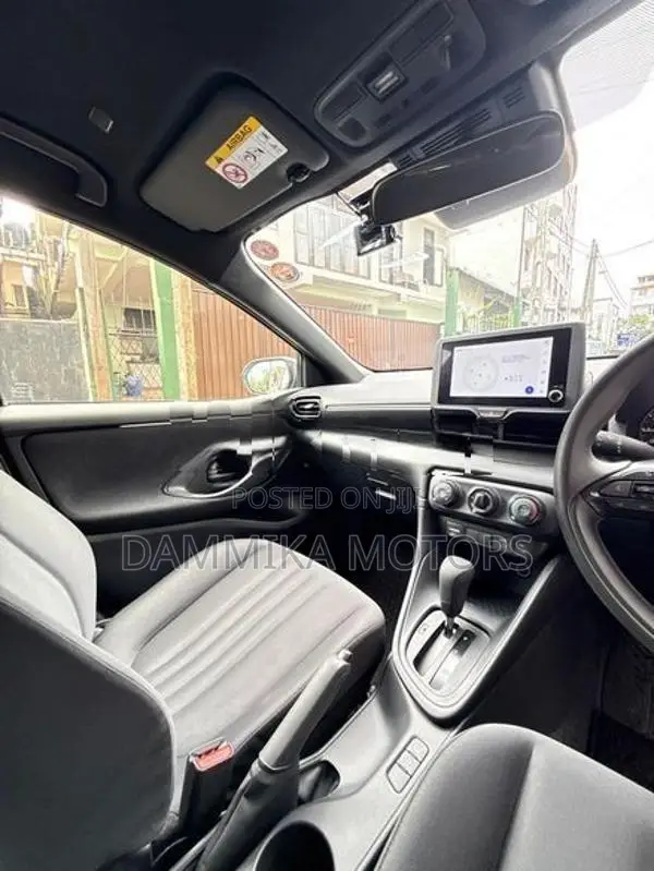 Toyota Yaris X limited 2025