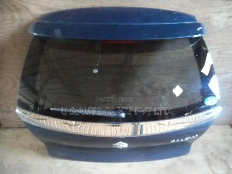 Suzuki Baleno WB42S Dicky Door