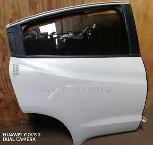 Honda Vezel RU3 Rear Door Right Side