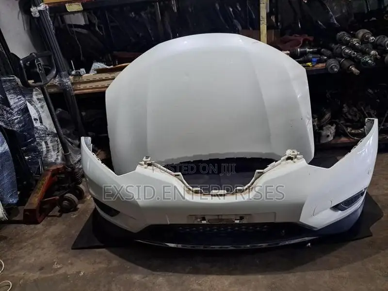 Nissan X trail bonnet (HT32)