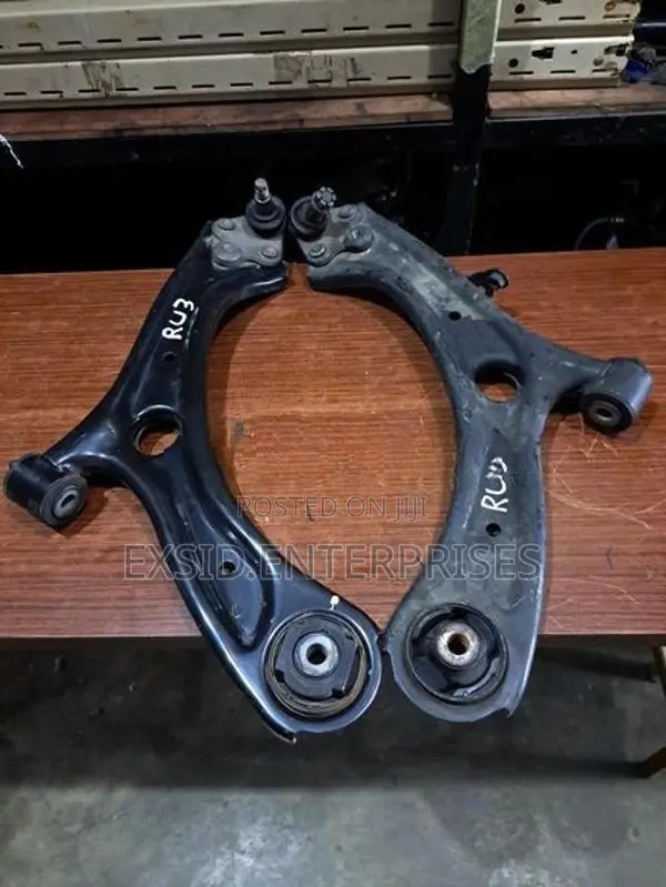 Honda vezel Lower arm (RU3)
